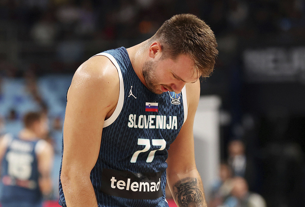 九游体育-今晚里昂备战全明星赛法兰克福围绕葡超防线松动，连对手都承认：东契奇关键节点逆转